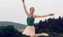 60岁老阿姨吃瓜,揭秘娱乐圈那些事儿