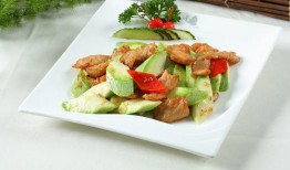 小芸吃瓜酱,揭秘网红美食背后的故事