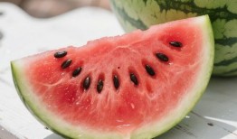 真的不能随便吃瓜,揭秘网络“吃瓜”背后的真相与风险