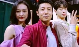 小品吃瓜,揭秘娱乐圈背后的那些事儿